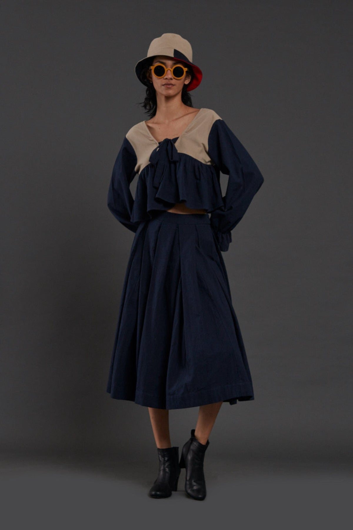 Blue And Beige Bow Set