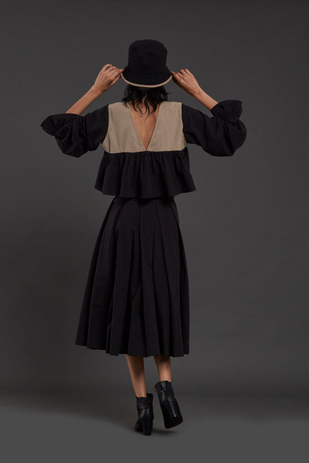 Aw Black Pleated Skirt