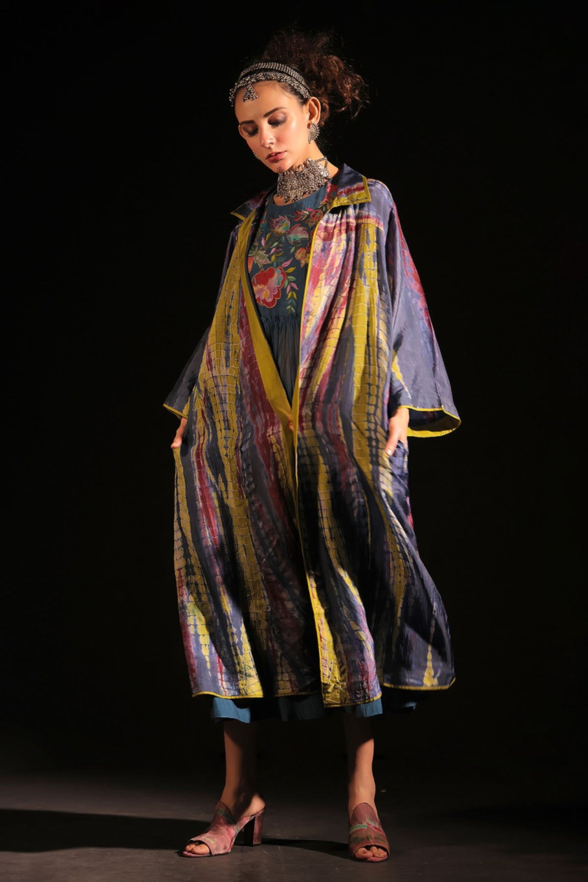 Farukh Cape Set