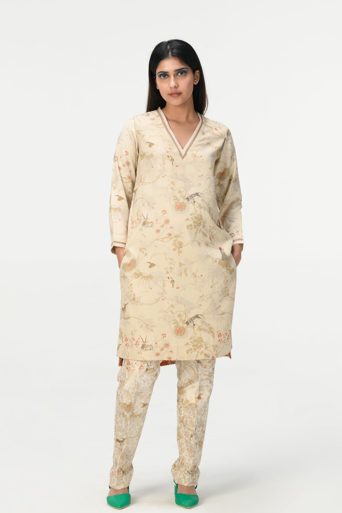 Roshan V Kneck Kurta Ivory