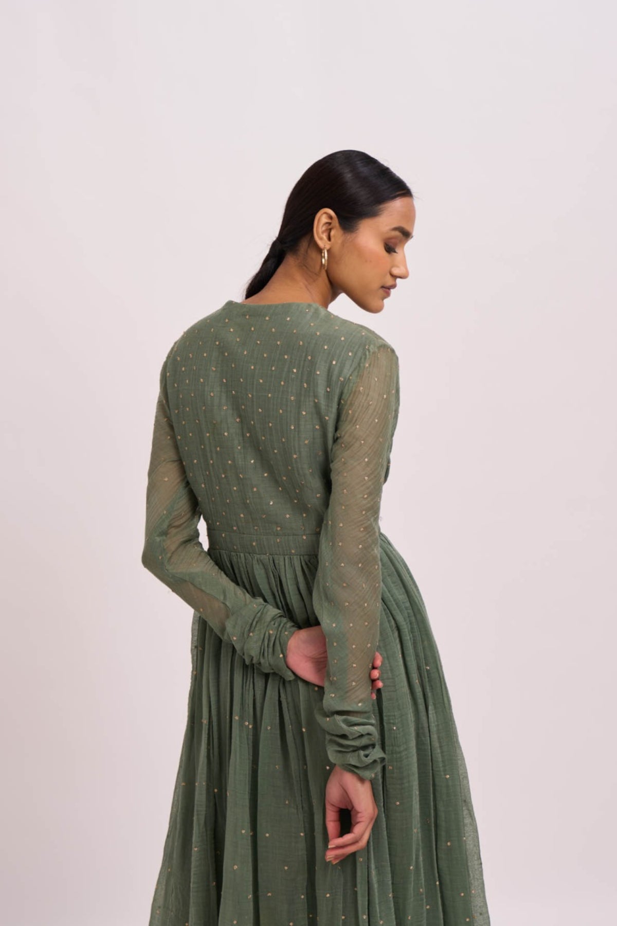 Carvi ghoomar anarkali