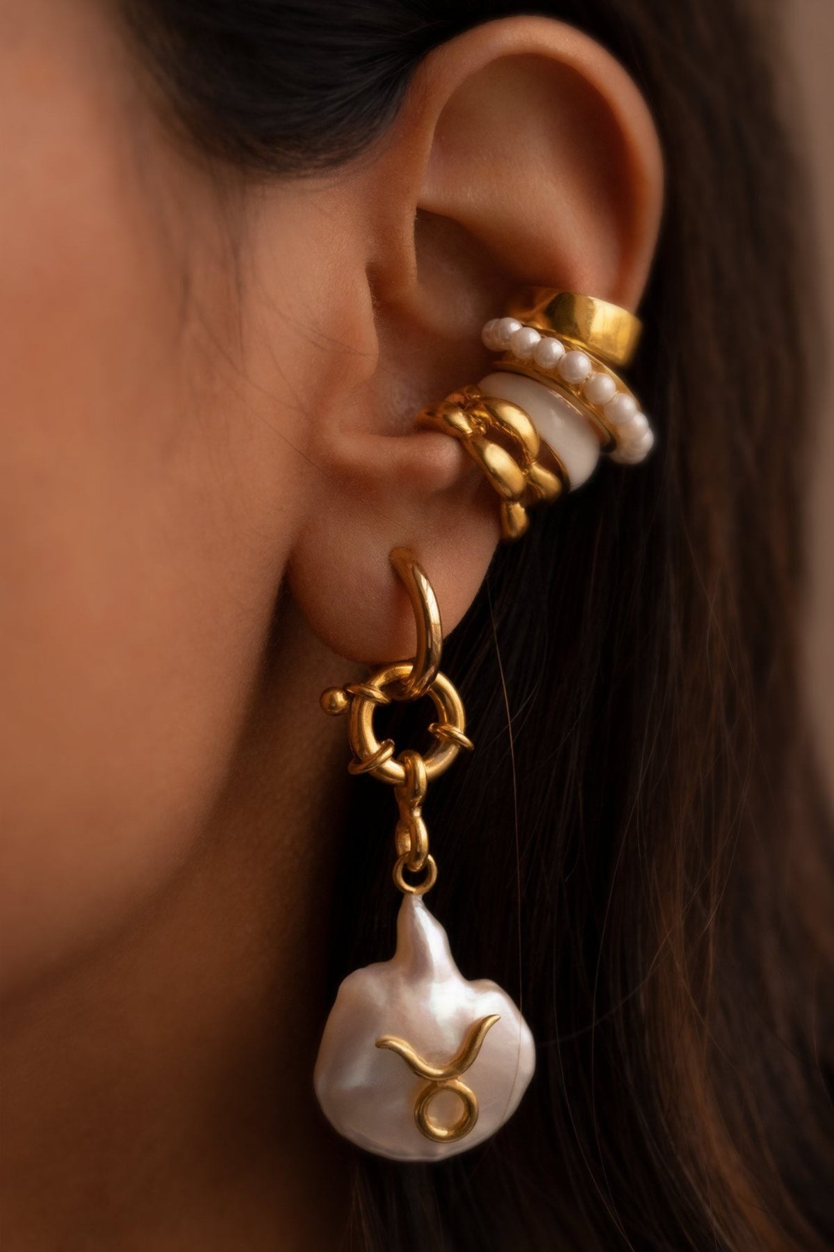 Taurus Pearl (convertible Pendant Earring)