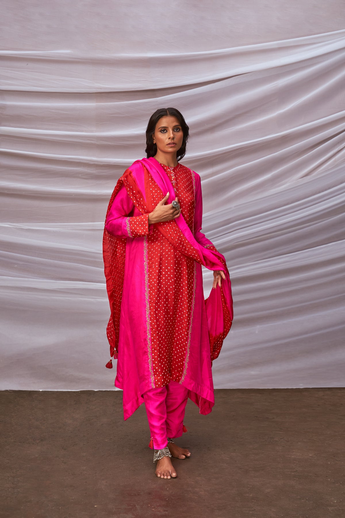 Tie and dye bandhani kurta set