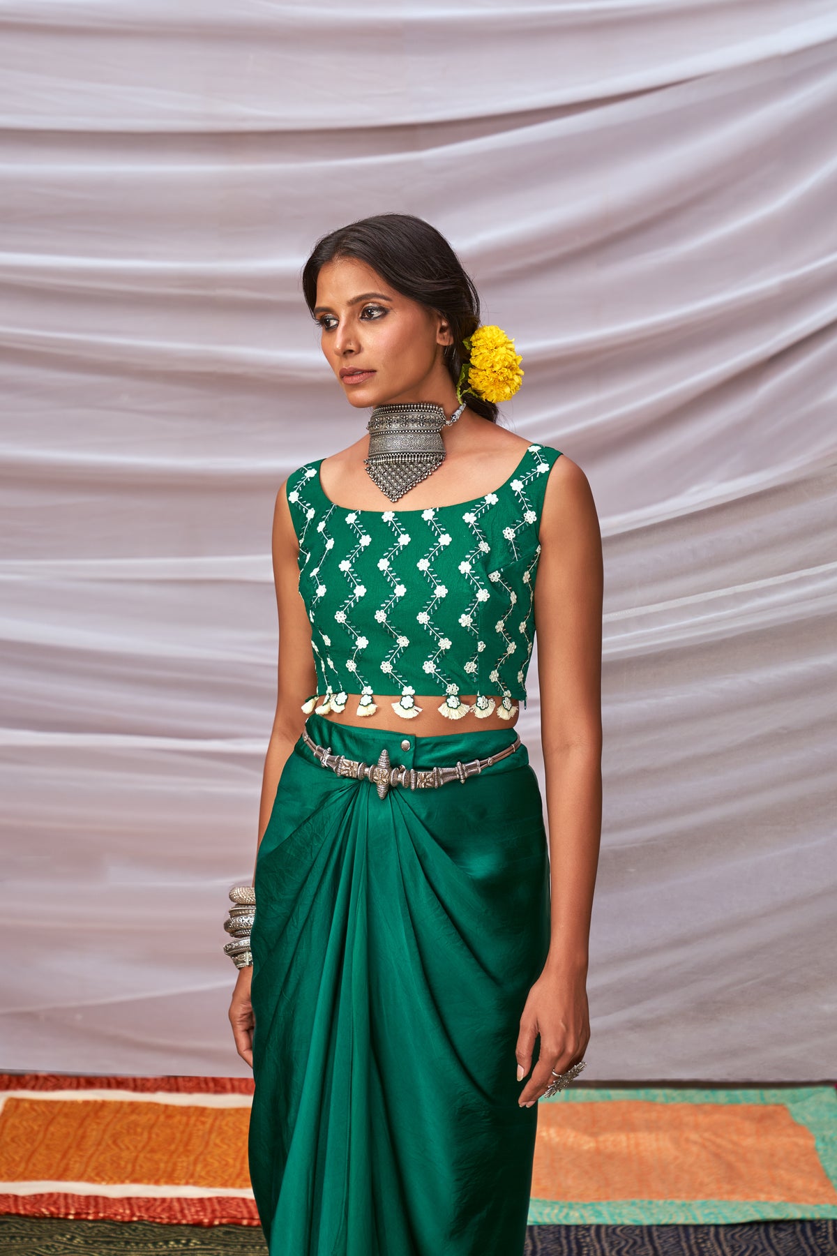 Darl green cape set