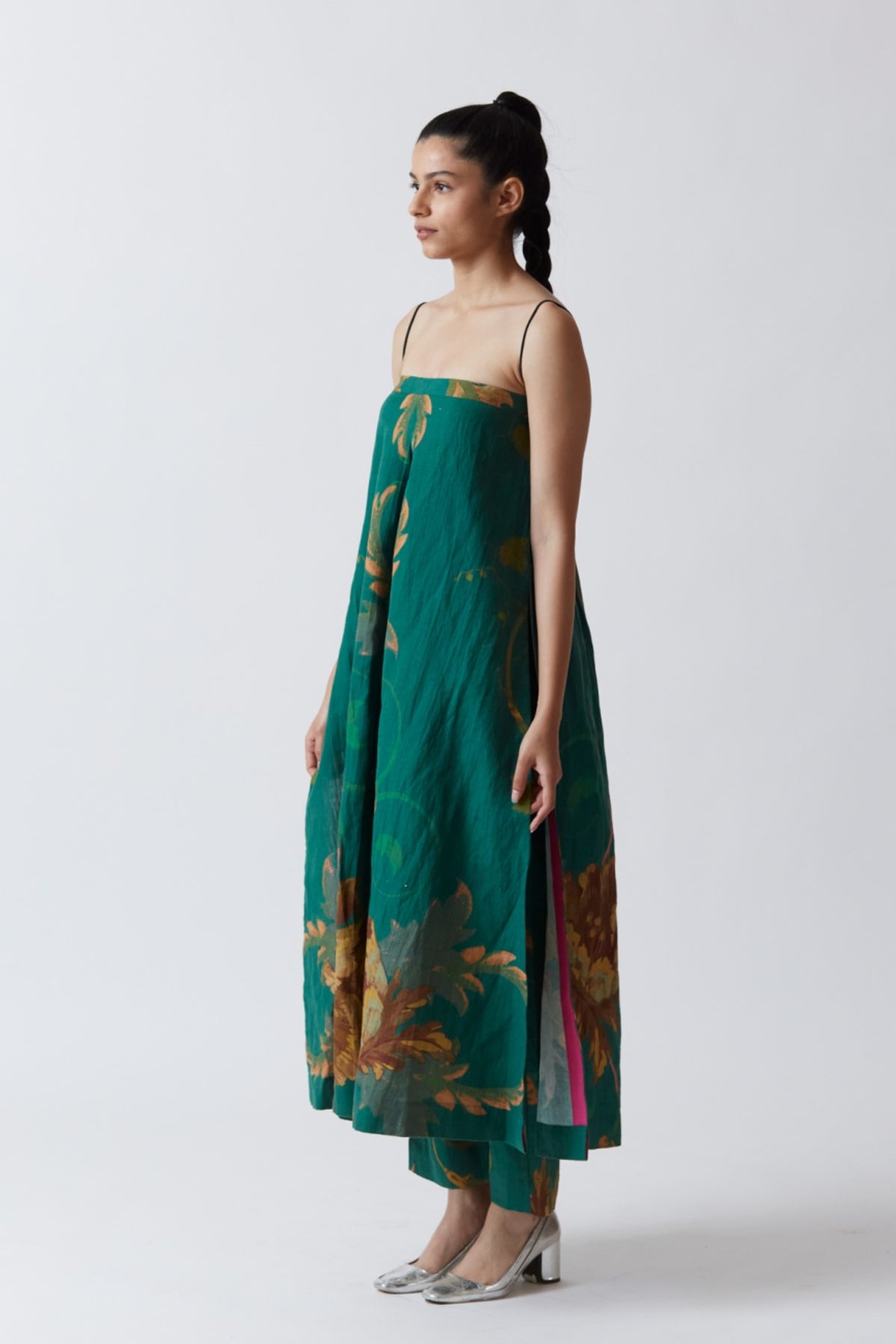 Boa Linen Kurta Set